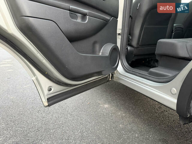 Сірий Ніссан Кашкай 2, об'ємом двигуна 1.6 л та пробігом 205 тис. км за 9777 $, фото 31 на Automoto.ua