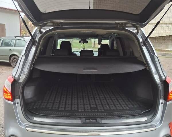 Серый Ниссан Кашкай 2, объемом двигателя 1.6 л и пробегом 257 тыс. км за 10400 $, фото 54 на Automoto.ua