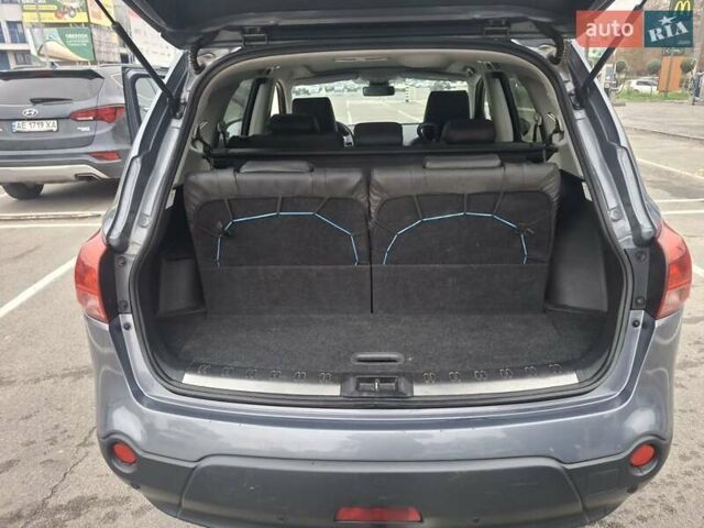 Серый Ниссан Кашкай 2, объемом двигателя 2 л и пробегом 243 тыс. км за 9700 $, фото 7 на Automoto.ua