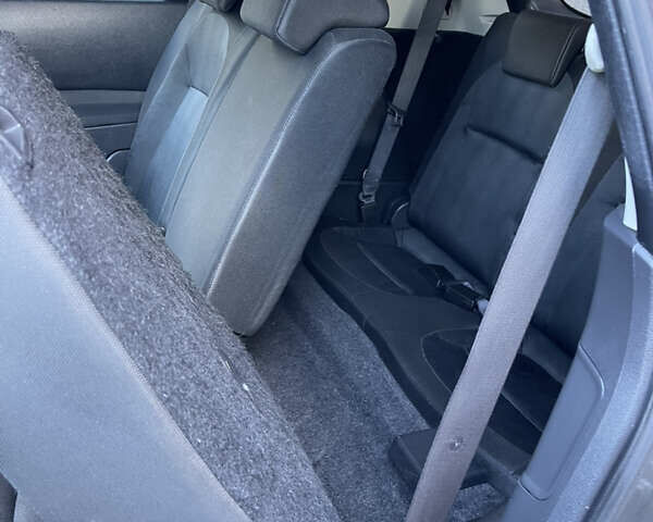 Серый Ниссан Кашкай 2, объемом двигателя 2 л и пробегом 188 тыс. км за 10999 $, фото 28 на Automoto.ua