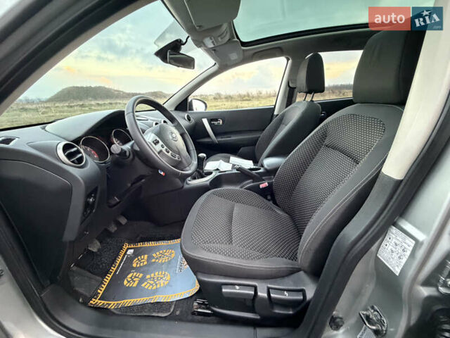 Сірий Ніссан Кашкай 2, об'ємом двигуна 1.6 л та пробігом 205 тис. км за 9777 $, фото 53 на Automoto.ua