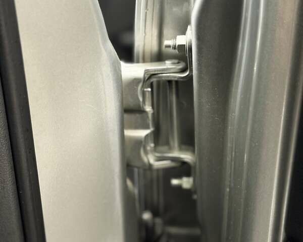 Сірий Ніссан Кашкай 2, об'ємом двигуна 2 л та пробігом 84 тис. км за 12500 $, фото 110 на Automoto.ua