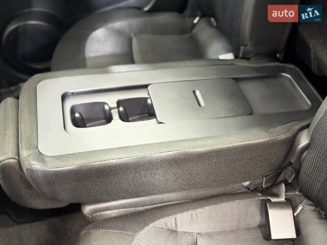 Сірий Ніссан Кашкай 2, об'ємом двигуна 2 л та пробігом 84 тис. км за 12500 $, фото 86 на Automoto.ua