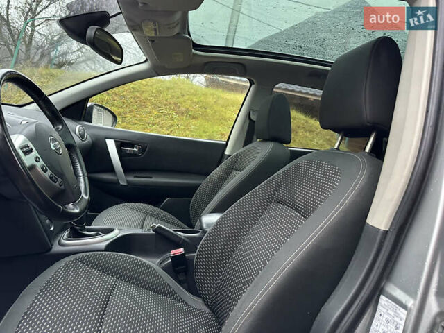 Серый Ниссан Кашкай 2, объемом двигателя 1.6 л и пробегом 107 тыс. км за 8950 $, фото 28 на Automoto.ua