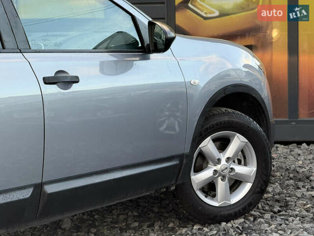 Сірий Ніссан Кашкай 2, об'ємом двигуна 1.6 л та пробігом 205 тис. км за 9999 $, фото 21 на Automoto.ua