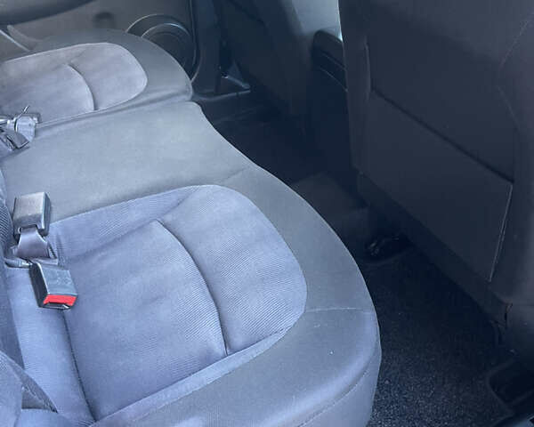 Серый Ниссан Кашкай 2, объемом двигателя 2 л и пробегом 188 тыс. км за 10999 $, фото 31 на Automoto.ua