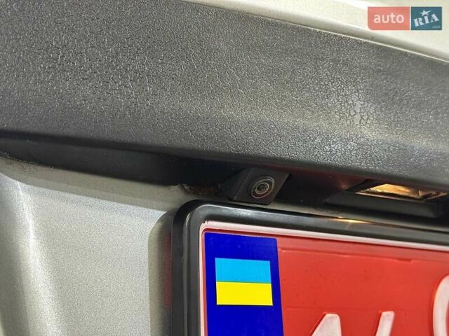 Сірий Ніссан Кашкай 2, об'ємом двигуна 2 л та пробігом 84 тис. км за 12500 $, фото 20 на Automoto.ua