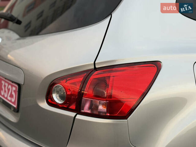 Сірий Ніссан Кашкай 2, об'ємом двигуна 1.6 л та пробігом 205 тис. км за 9777 $, фото 12 на Automoto.ua