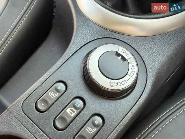 Серый Ниссан Кашкай 2, объемом двигателя 2 л и пробегом 250 тыс. км за 10900 $, фото 19 на Automoto.ua