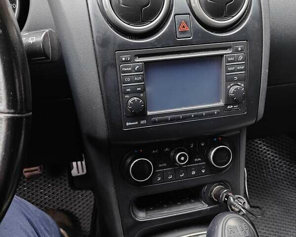 Ниссан Кашкай 2 2011 в Маневичах на Automoto.ua Серый Ниссан Кашкай 2, объемом двигателя 1.5 л и пробегом 257 тыс. км за 9800 $, фото 4 на Automoto.ua