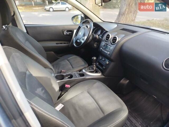Сірий Ніссан Кашкай 2, об'ємом двигуна 2 л та пробігом 172 тис. км за 8800 $, фото 10 на Automoto.ua