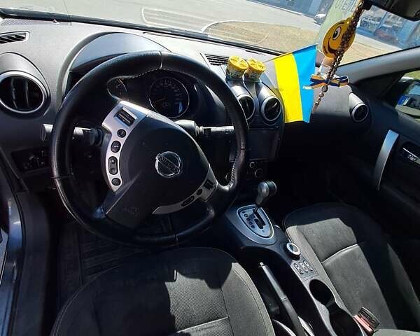Серый Ниссан Кашкай 2, объемом двигателя 2 л и пробегом 165 тыс. км за 11999 $, фото 3 на Automoto.ua