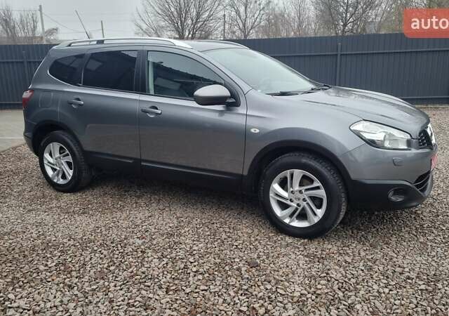 Серый Ниссан Кашкай 2, объемом двигателя 2 л и пробегом 202 тыс. км за 10900 $, фото 4 на Automoto.ua