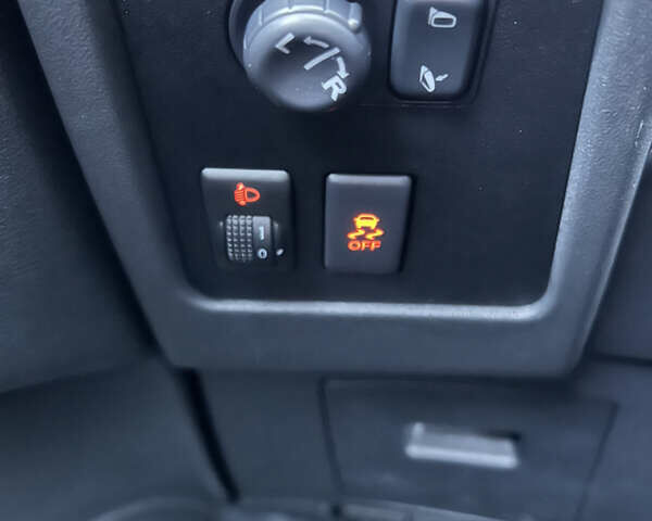 Серый Ниссан Кашкай 2, объемом двигателя 2 л и пробегом 178 тыс. км за 11200 $, фото 33 на Automoto.ua