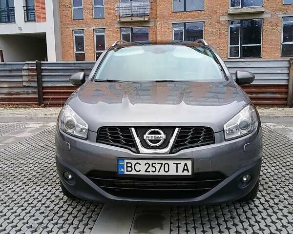 Сірий Ніссан Кашкай 2, об'ємом двигуна 2 л та пробігом 193 тис. км за 11600 $, фото 2 на Automoto.ua