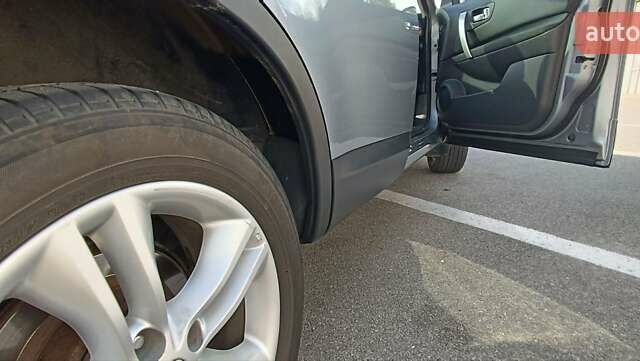 Серый Ниссан Кашкай 2, объемом двигателя 2 л и пробегом 147 тыс. км за 11800 $, фото 11 на Automoto.ua