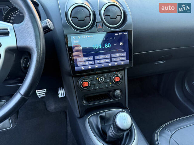 Сірий Ніссан Кашкай 2, об'ємом двигуна 1.5 л та пробігом 229 тис. км за 11600 $, фото 49 на Automoto.ua