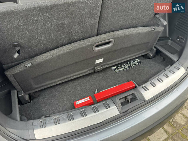 Серый Ниссан Кашкай 2, объемом двигателя 1.5 л и пробегом 247 тыс. км за 10350 $, фото 57 на Automoto.ua