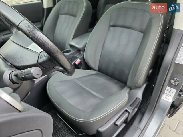 Ниссан Кашкай 2 2011 в Луцке на Automoto.ua Серый Ниссан Кашкай 2, объемом двигателя 1.5 л и пробегом 185 тыс. км за 12499 $, фото 25 на Automoto.ua