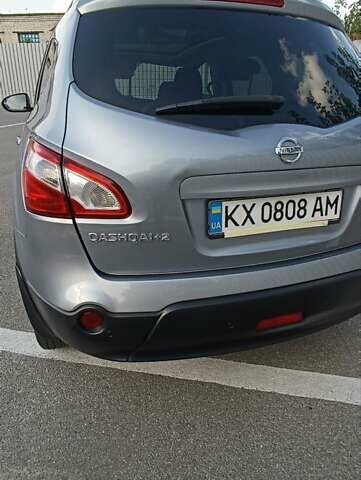 Серый Ниссан Кашкай 2, объемом двигателя 2 л и пробегом 147 тыс. км за 11800 $, фото 6 на Automoto.ua