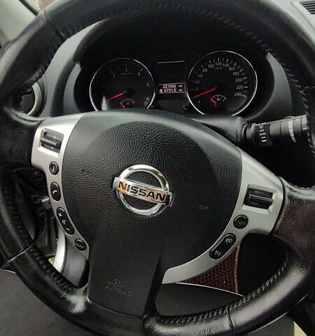 Сірий Ніссан Кашкай 2, об'ємом двигуна 1.46 л та пробігом 221 тис. км за 11150 $, фото 16 на Automoto.ua