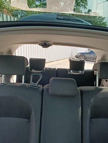 Серый Ниссан Кашкай 2, объемом двигателя 2 л и пробегом 147 тыс. км за 11800 $, фото 5 на Automoto.ua