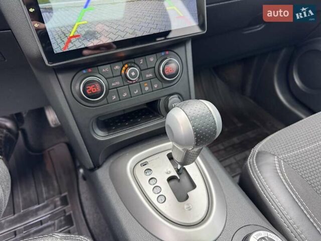 Серый Ниссан Кашкай 2, объемом двигателя 2 л и пробегом 220 тыс. км за 9900 $, фото 26 на Automoto.ua