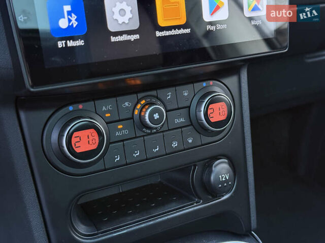 Сірий Ніссан Кашкай 2, об'ємом двигуна 1.5 л та пробігом 229 тис. км за 11600 $, фото 54 на Automoto.ua