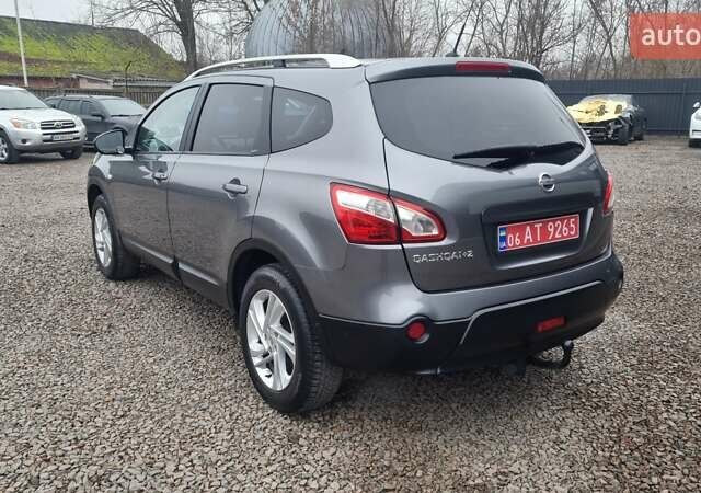 Серый Ниссан Кашкай 2, объемом двигателя 2 л и пробегом 202 тыс. км за 10900 $, фото 8 на Automoto.ua