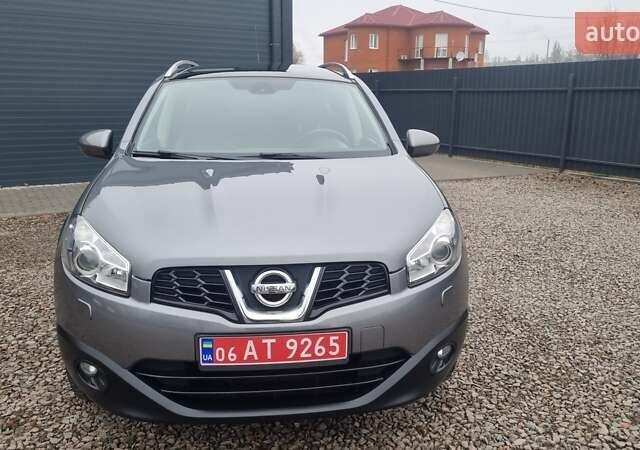 Серый Ниссан Кашкай 2, объемом двигателя 2 л и пробегом 202 тыс. км за 10900 $, фото 2 на Automoto.ua