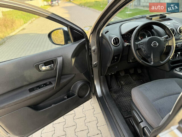Серый Ниссан Кашкай 2, объемом двигателя 2 л и пробегом 193 тыс. км за 9700 $, фото 13 на Automoto.ua