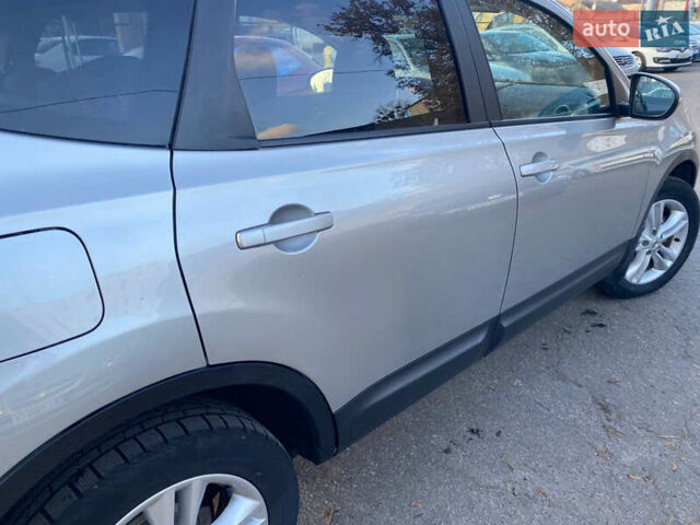 Серый Ниссан Кашкай 2, объемом двигателя 1.5 л и пробегом 217 тыс. км за 10800 $, фото 15 на Automoto.ua