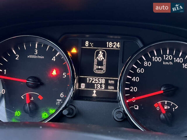 Серый Ниссан Кашкай 2, объемом двигателя 2 л и пробегом 178 тыс. км за 11200 $, фото 16 на Automoto.ua