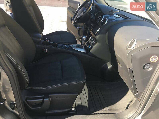 Сірий Ніссан Кашкай 2, об'ємом двигуна 2 л та пробігом 175 тис. км за 11700 $, фото 9 на Automoto.ua