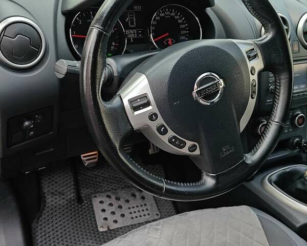 Ниссан Кашкай 2 2011 в Маневичах на Automoto.ua Серый Ниссан Кашкай 2, объемом двигателя 1.5 л и пробегом 257 тыс. км за 9800 $, фото 6 на Automoto.ua
