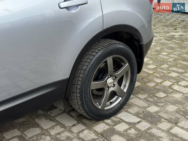 Серый Ниссан Кашкай 2, объемом двигателя 1.5 л и пробегом 247 тыс. км за 10350 $, фото 26 на Automoto.ua