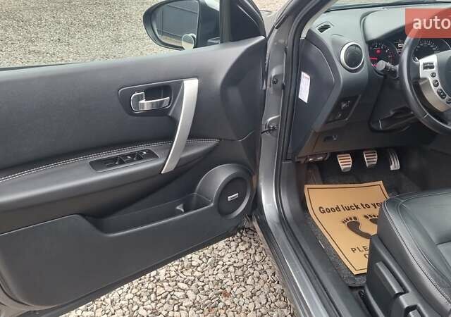 Серый Ниссан Кашкай 2, объемом двигателя 2 л и пробегом 202 тыс. км за 10900 $, фото 12 на Automoto.ua