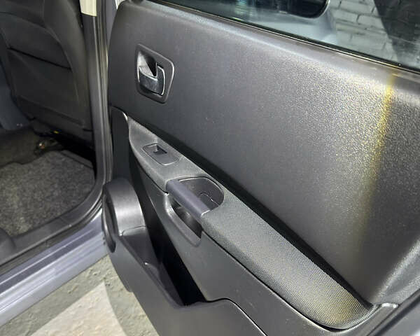 Ниссан Кашкай 2 2011 в Сумах на Automoto.ua Серый Ниссан Кашкай 2, объемом двигателя 2 л и пробегом 170 тыс. км за 11300 $, фото 20 на Automoto.ua