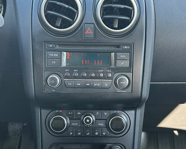 Ниссан Кашкай 2 2011 в Житомире на Automoto.ua Серый Ниссан Кашкай 2, объемом двигателя 1.6 л и пробегом 221 тыс. км за 10650 $, фото 44 на Automoto.ua