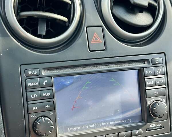 Сірий Ніссан Кашкай 2, об'ємом двигуна 2 л та пробігом 233 тис. км за 12600 $, фото 30 на Automoto.ua