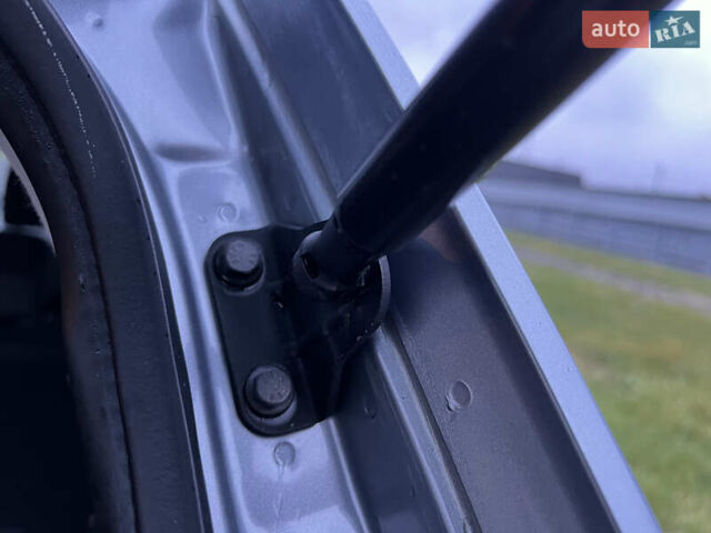 Серый Ниссан Кашкай 2, объемом двигателя 2 л и пробегом 178 тыс. км за 11200 $, фото 57 на Automoto.ua