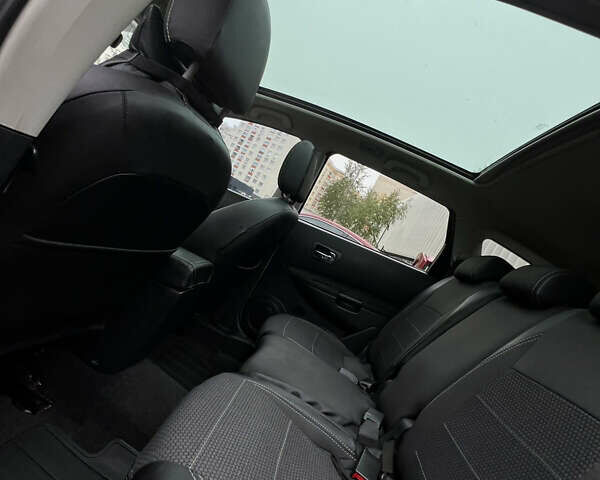 Серый Ниссан Кашкай 2, объемом двигателя 2 л и пробегом 218 тыс. км за 9800 $, фото 26 на Automoto.ua