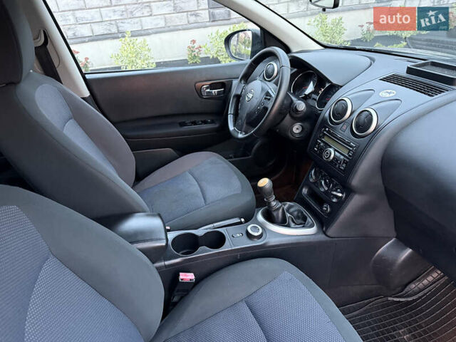 Серый Ниссан Кашкай 2, объемом двигателя 2 л и пробегом 193 тыс. км за 9700 $, фото 23 на Automoto.ua