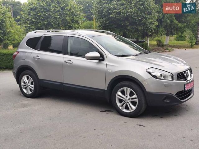 Сірий Ніссан Кашкай 2, об'ємом двигуна 1.5 л та пробігом 212 тис. км за 10350 $, фото 4 на Automoto.ua
