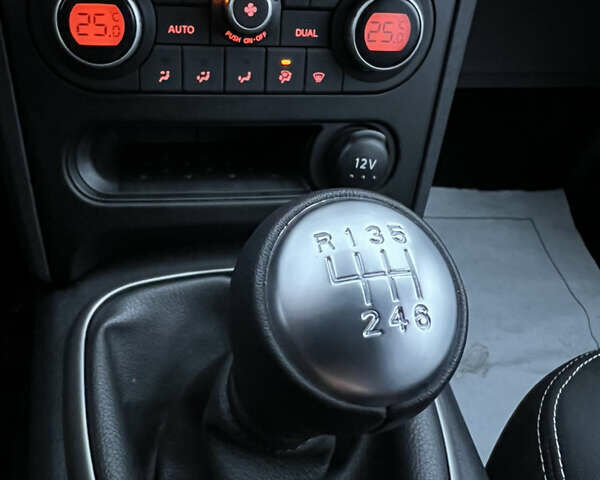 Серый Ниссан Кашкай 2, объемом двигателя 2 л и пробегом 178 тыс. км за 11200 $, фото 27 на Automoto.ua