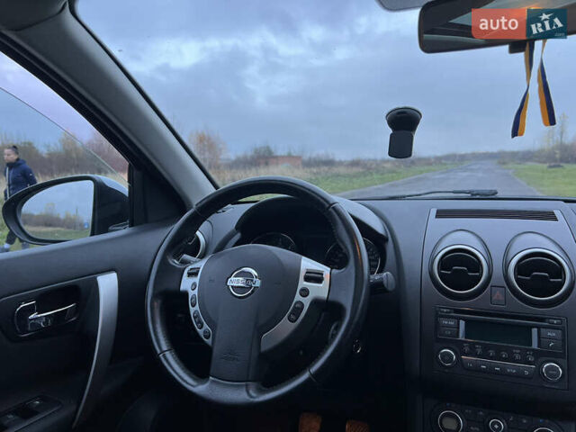 Серый Ниссан Кашкай 2, объемом двигателя 2 л и пробегом 178 тыс. км за 11200 $, фото 69 на Automoto.ua