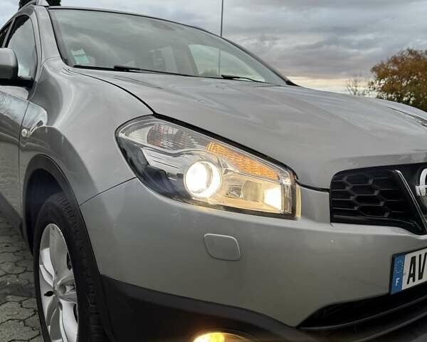 Ніссан Кашкай 2 2011 у Дубно на Automoto.ua Сірий Ніссан Кашкай 2, об'ємом двигуна 2 л та пробігом 219 тис. км за 9999 $, фото 16 на Automoto.ua