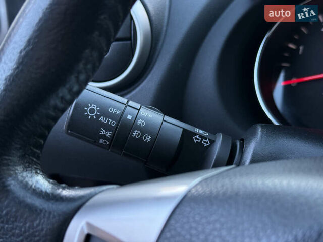 Сірий Ніссан Кашкай 2, об'ємом двигуна 1.5 л та пробігом 229 тис. км за 11600 $, фото 46 на Automoto.ua