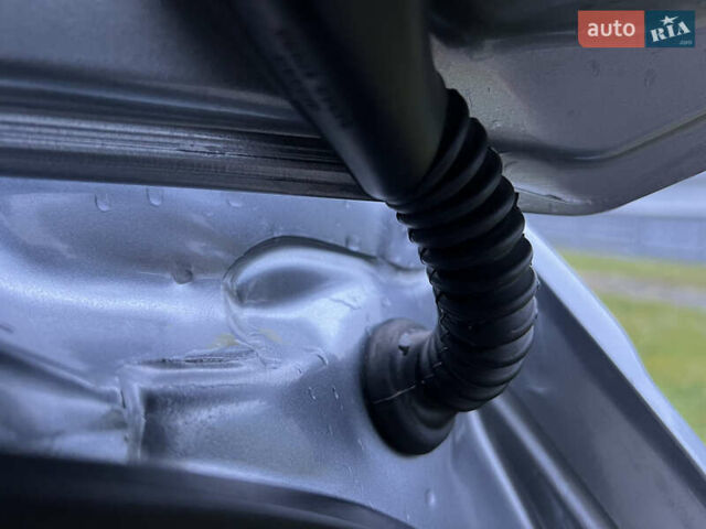 Серый Ниссан Кашкай 2, объемом двигателя 2 л и пробегом 178 тыс. км за 11200 $, фото 55 на Automoto.ua