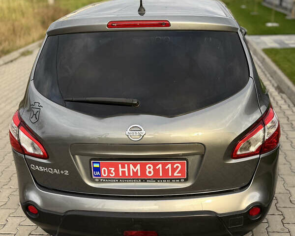 Серый Ниссан Кашкай 2, объемом двигателя 2 л и пробегом 193 тыс. км за 9700 $, фото 6 на Automoto.ua